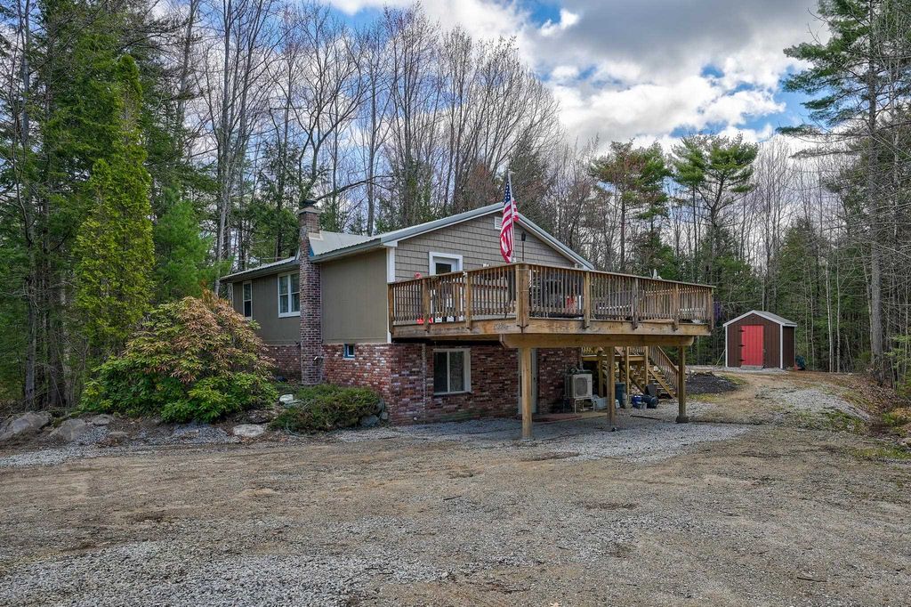 Photo of 25 Lorry Lane, Conway, NH 03813 (MLS # 5085326)