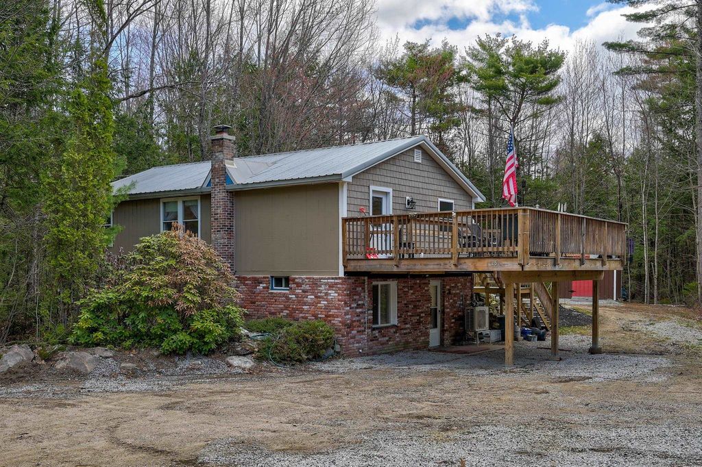 Photo of 25 Lorry Lane, Conway, NH 03813 (MLS # 5085326)
