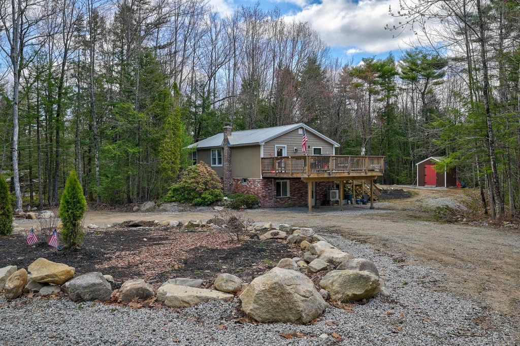 Photo of 25 Lorry Lane, Conway, NH 03813 (MLS # 5085326)