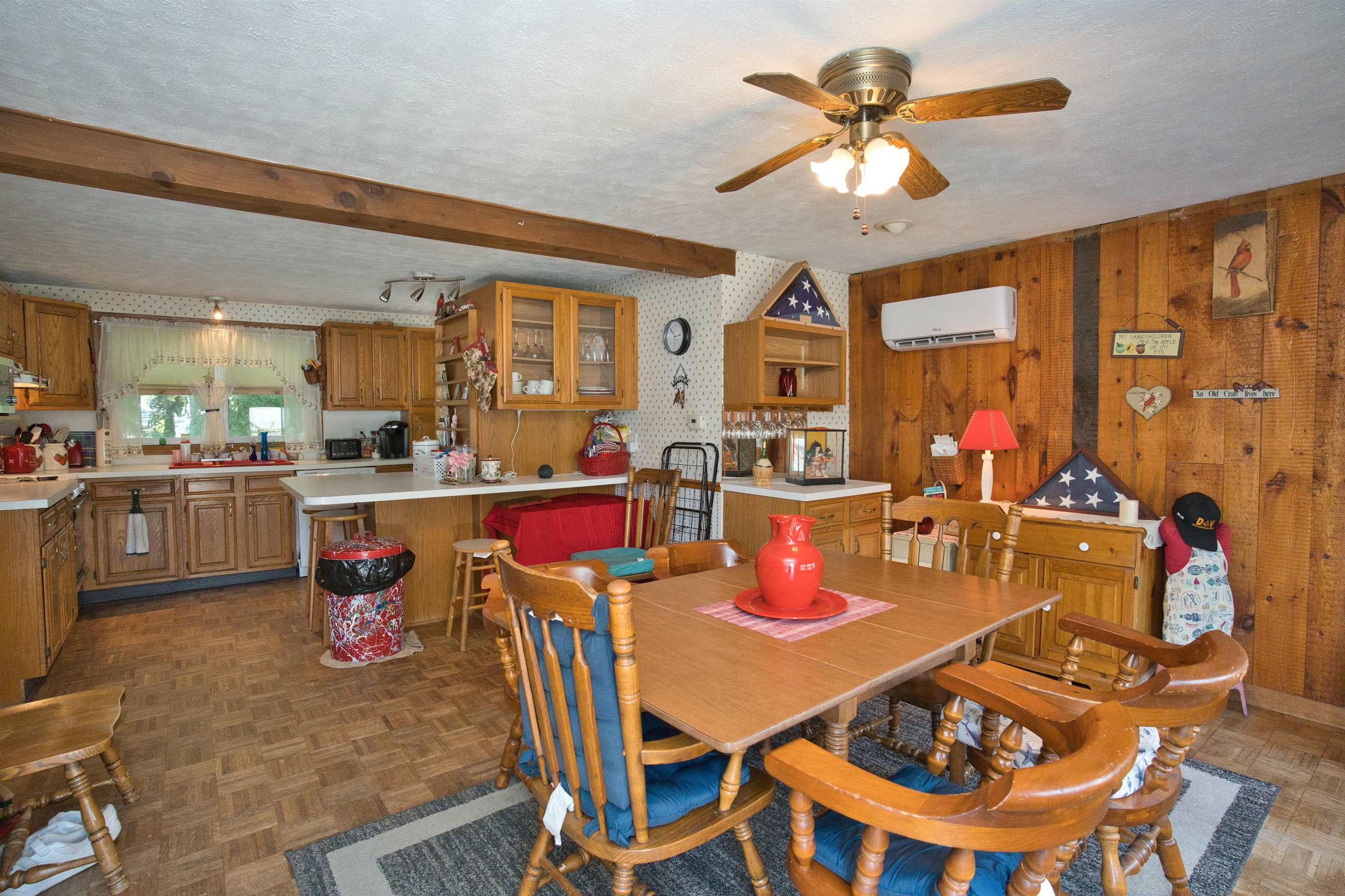 6 Charlton Circle