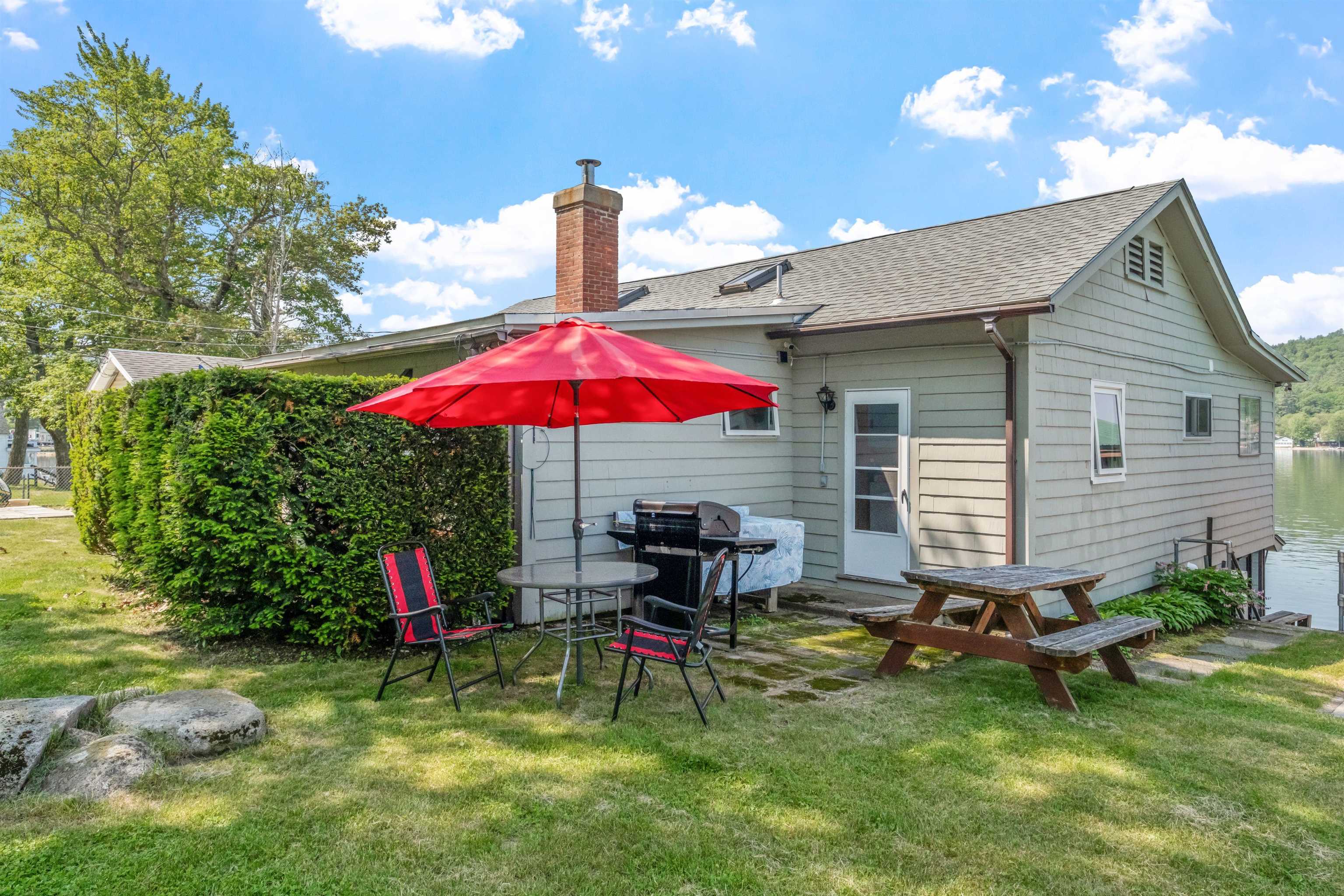 57 Lakeside Road