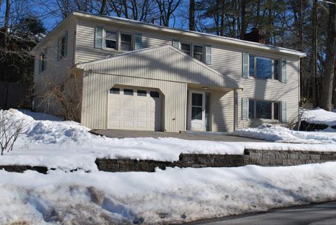 Photo of 12 Oakdale Avenue, Nashua, NH 03062 (MLS # 5077271)