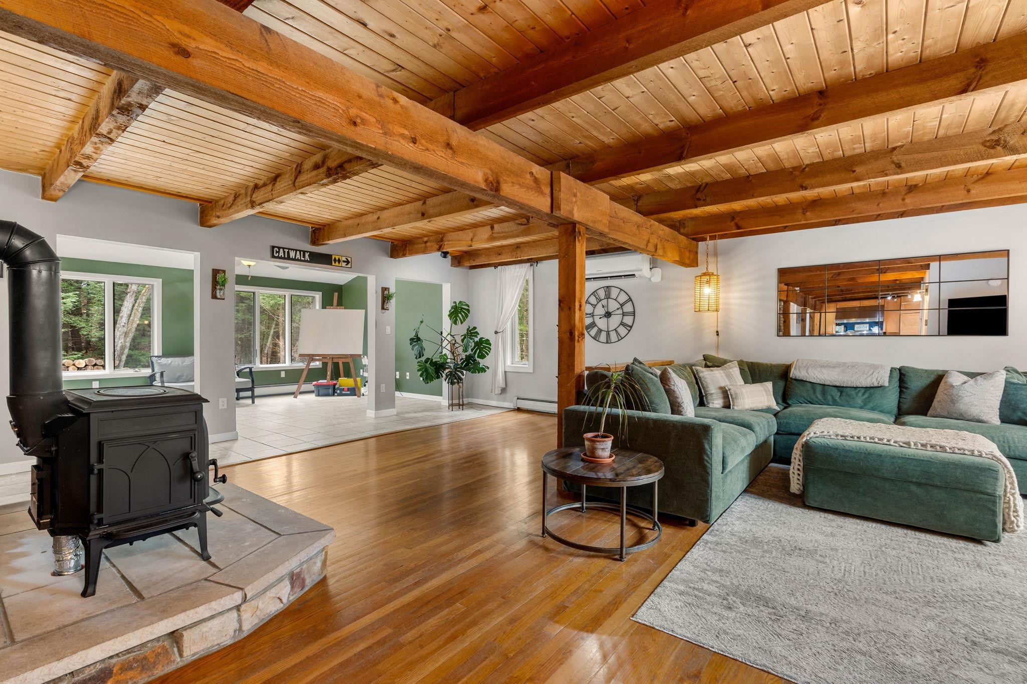 11 Windsor Boulevard