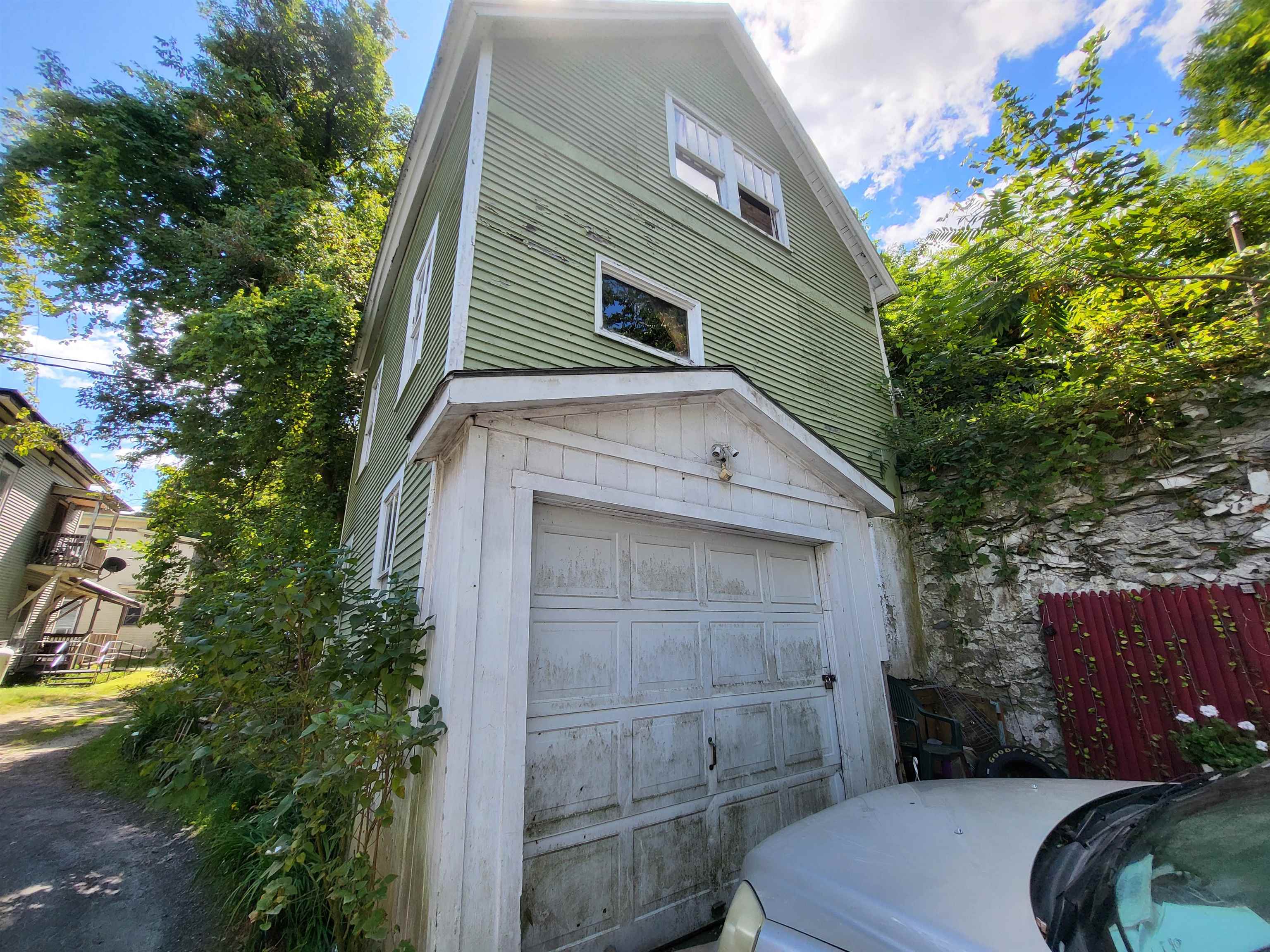 Barre City, Vermont 05641, United States, 9 Bedrooms Bedrooms, ,4 BathroomsBathrooms,Residential,Active,198337