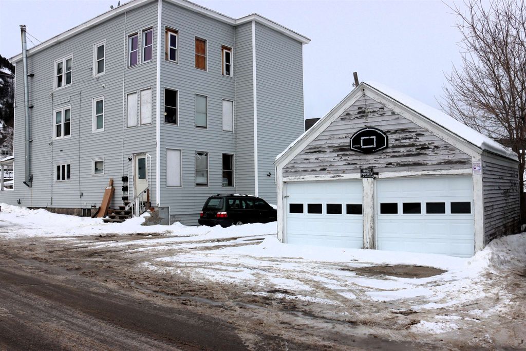 Photo of 724 Third Avenue, Berlin, NH 03570 (MLS # 5075971)