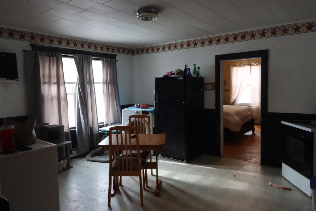 Photo of 724 Third Avenue, Berlin, NH 03570 (MLS # 5075971)