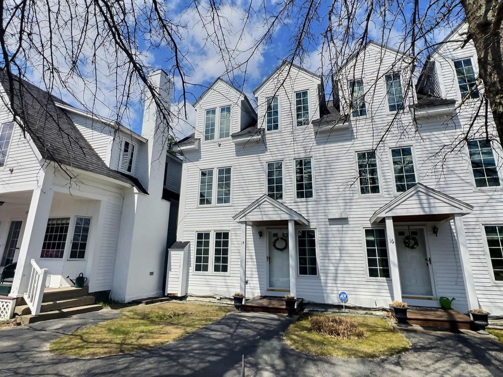 Photo of 4 Prospect Hill Road #14, Sunapee, NH 03751 (MLS # 5087069)
