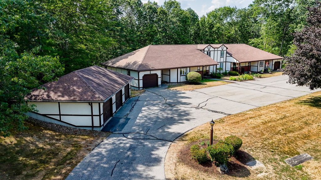 Photo of 20 Chandler Drive #20, Atkinson, NH 03811 (MLS # 5054466)