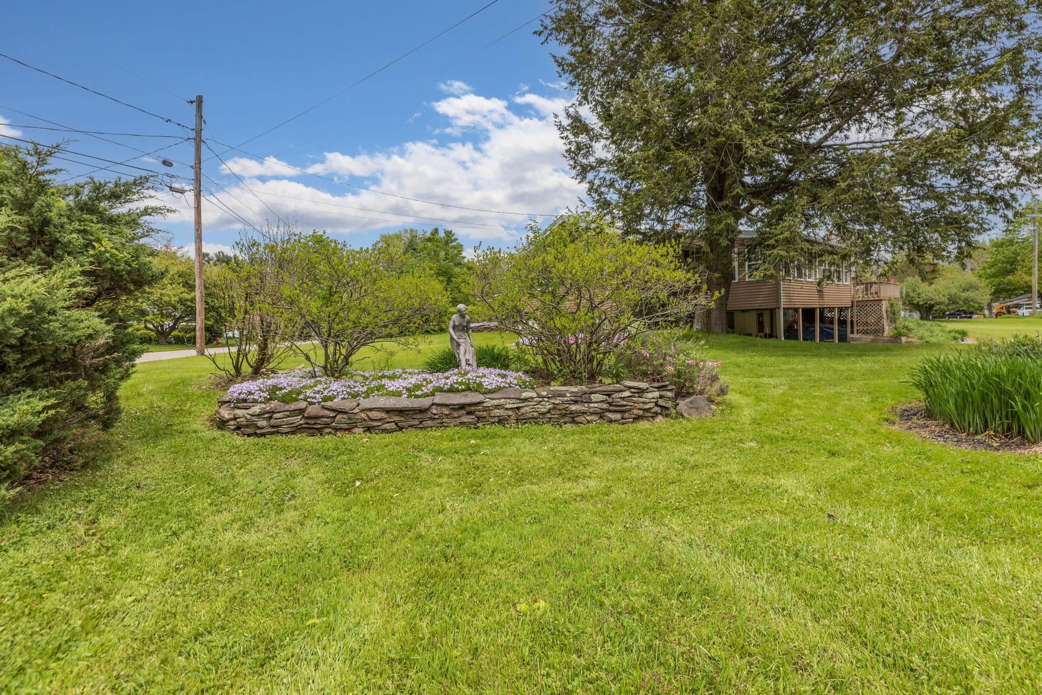 18 Riverdale Avenue