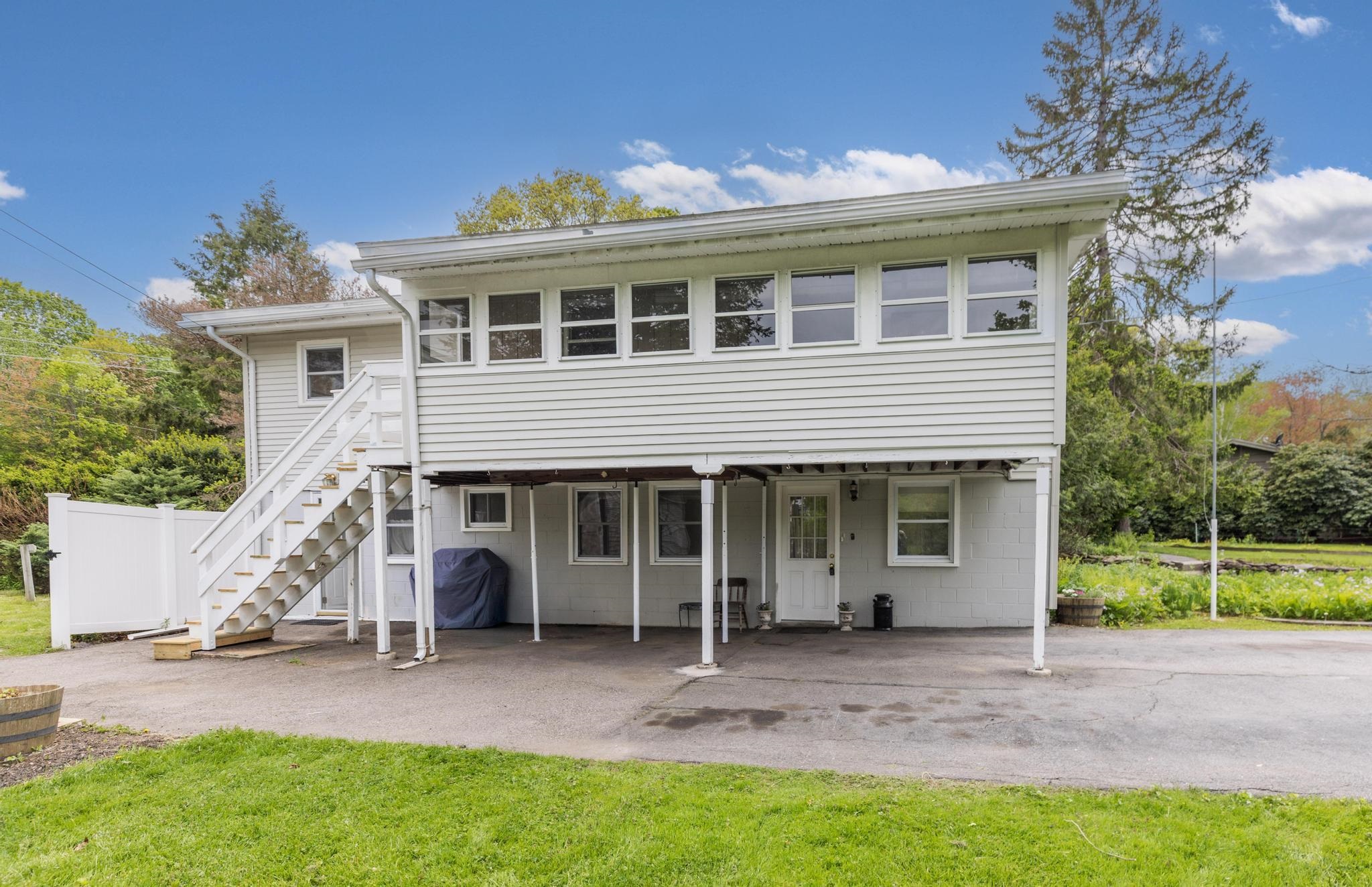 18 Riverdale Avenue
