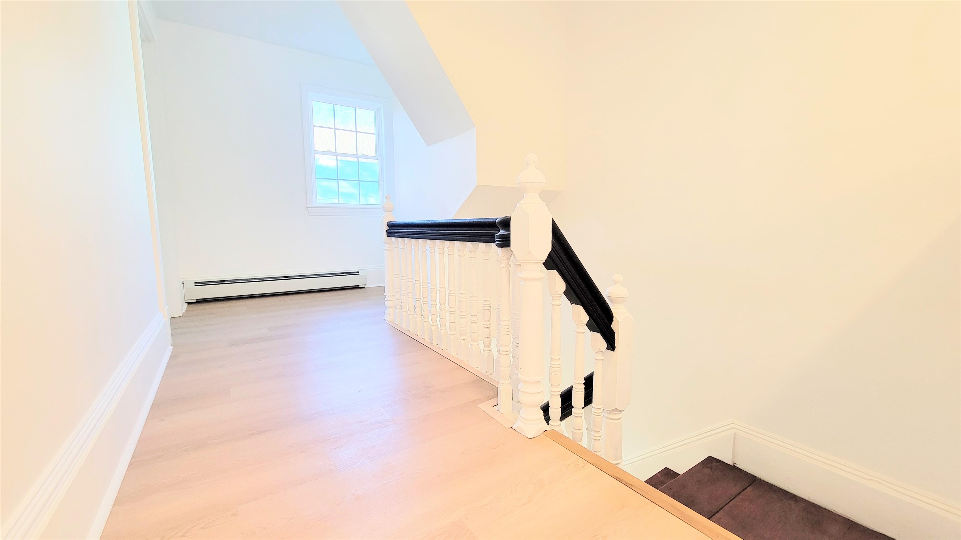 Ashland, New Hampshire 03217, United States, 3 Bedrooms Bedrooms, ,2 BathroomsBathrooms,Residential,Active,134539