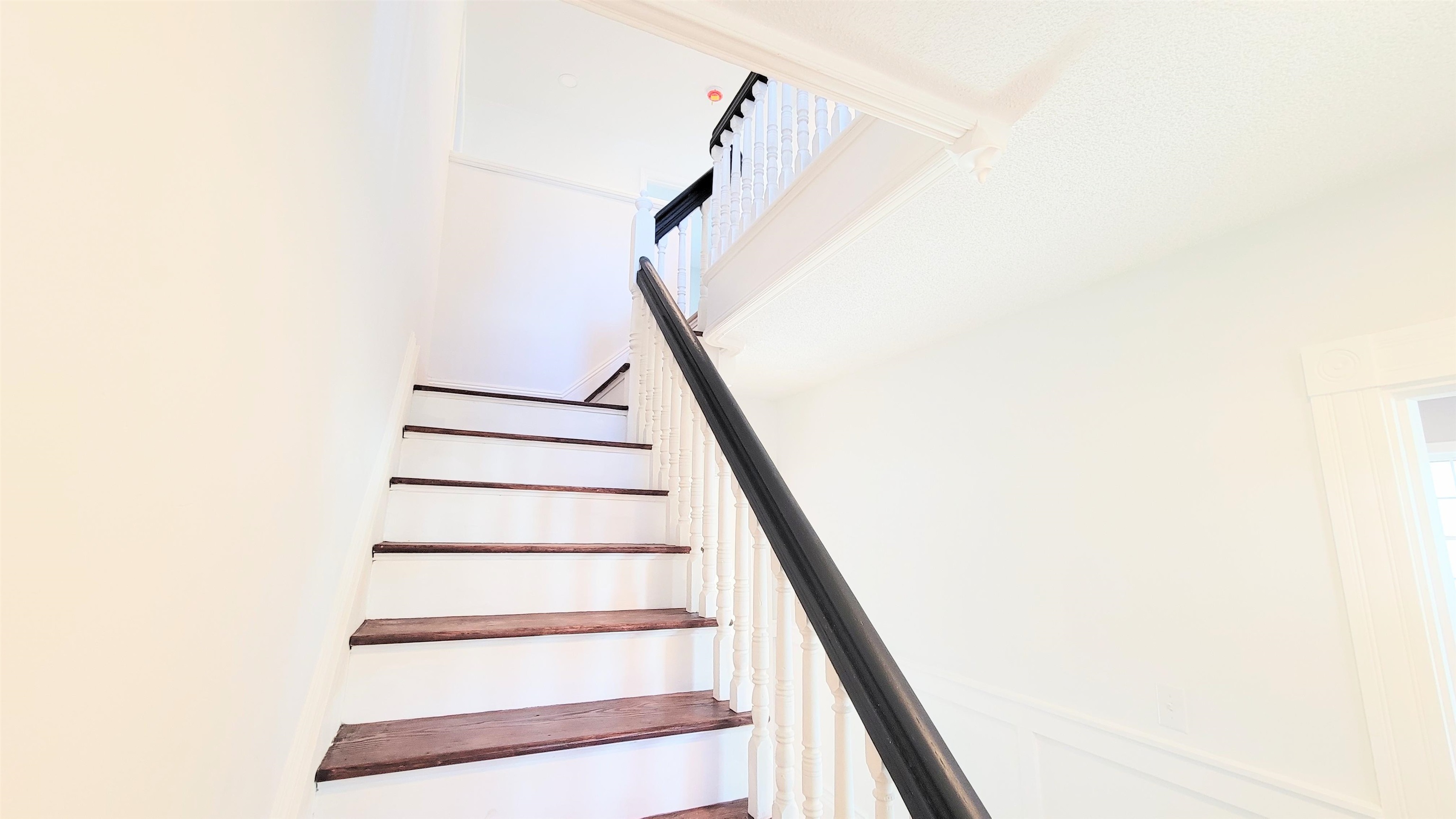 Ashland, New Hampshire 03217, United States, 3 Bedrooms Bedrooms, ,2 BathroomsBathrooms,Residential,Active,134539