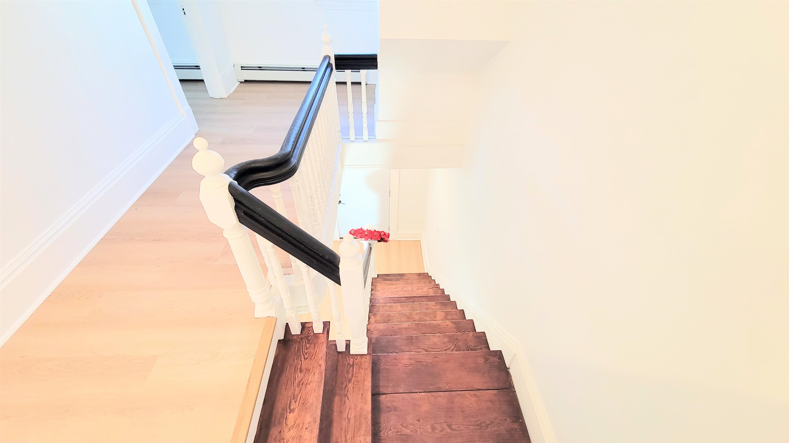 Ashland, New Hampshire 03217, United States, 3 Bedrooms Bedrooms, ,2 BathroomsBathrooms,Residential,Active,134539