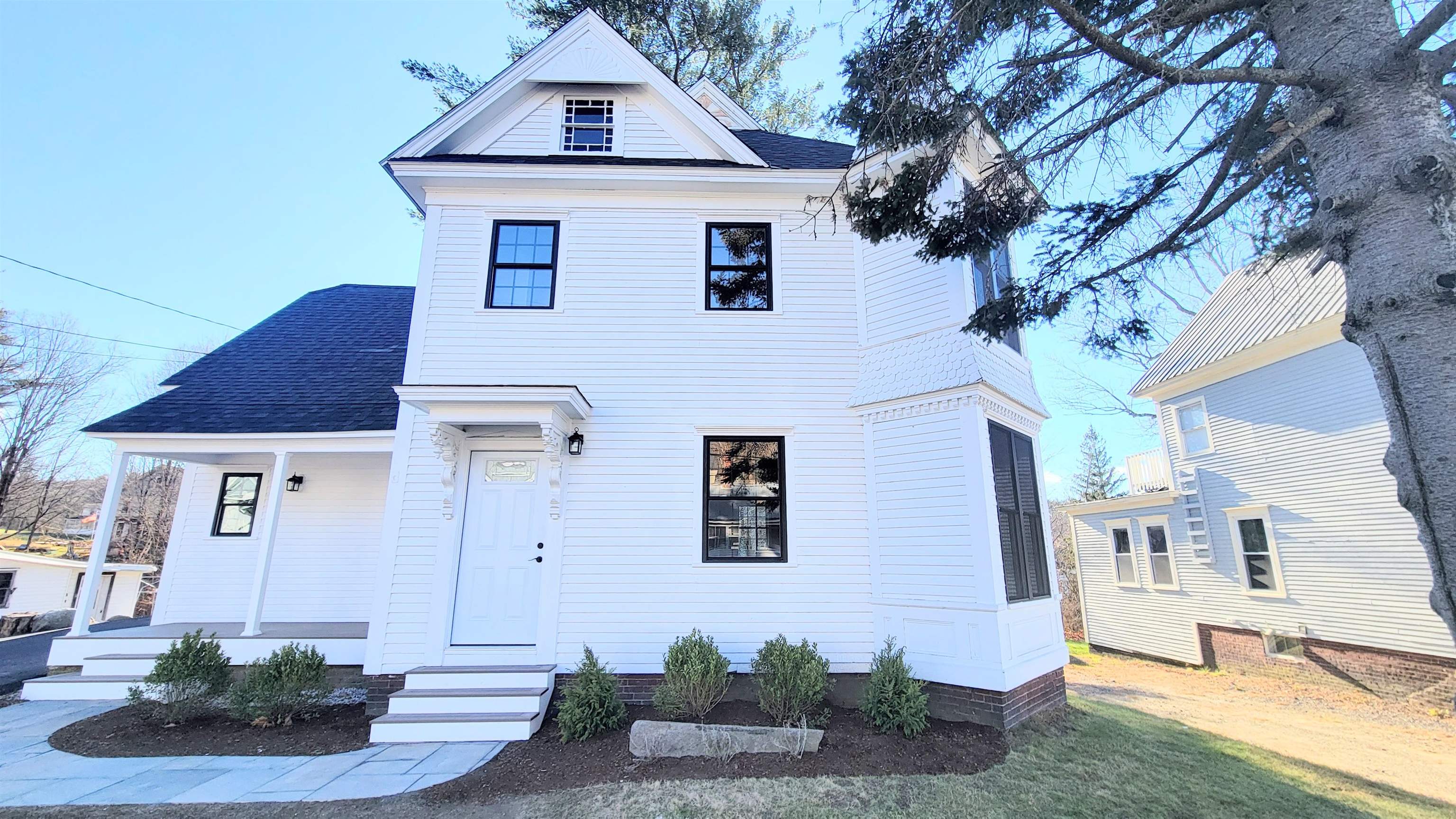 12 Washington Street
