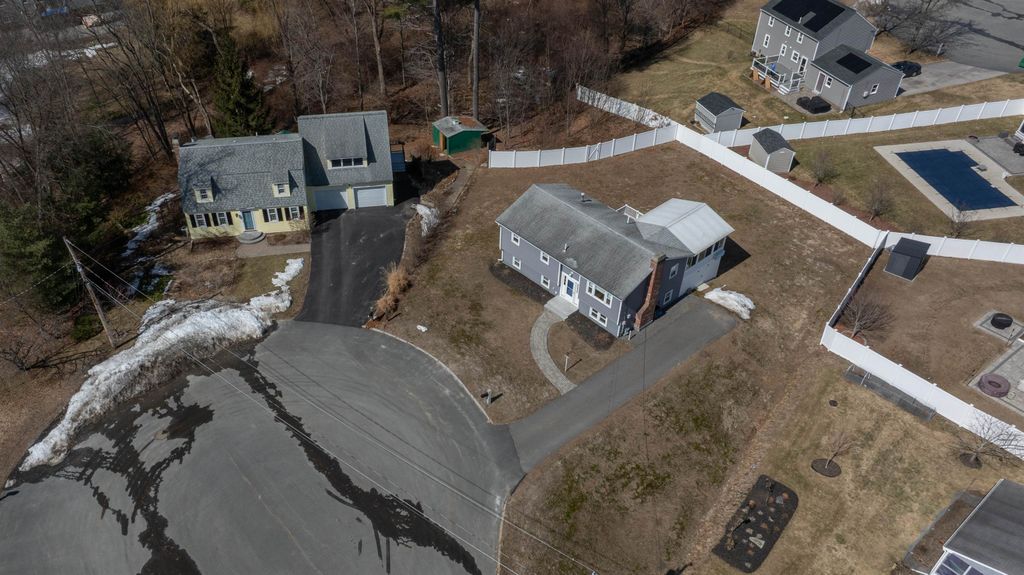 Photo of 3 Appaloosa Place, Nashua, NH 03062 (MLS # 5080812)