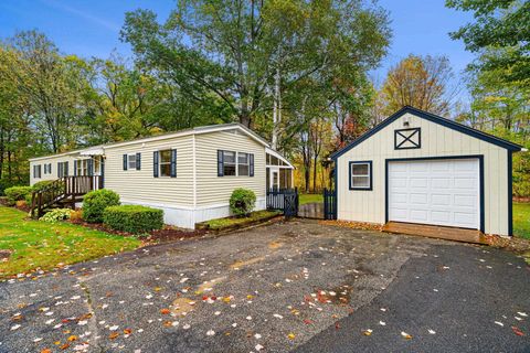 732 Concord Stage Road 35 Weare NH 03281