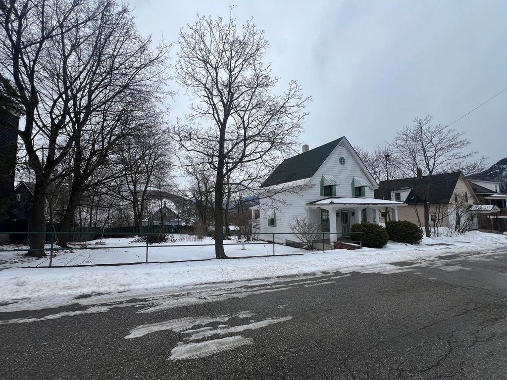 Photo of 86 Elm Street, Berlin, NH 03570 (MLS # 5073972)