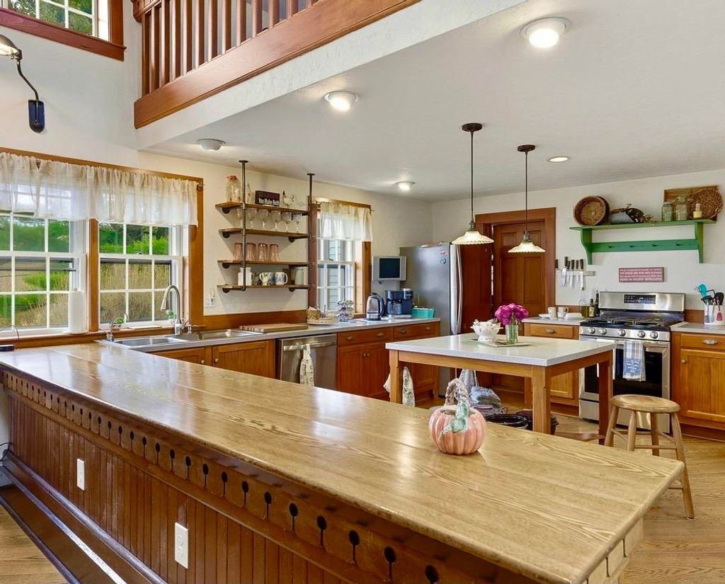 Photo of 14 Curtis Road, Gilford, NH 03249 (MLS # 5065508)