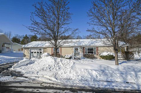 Photo of 66 Sunset Way, Manchester, NH 03104 (MLS # 5075154)
