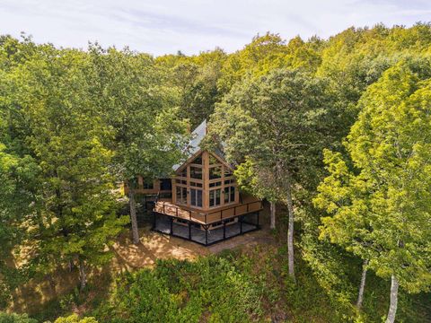 332 Cushing Road Pomfret VT 05053