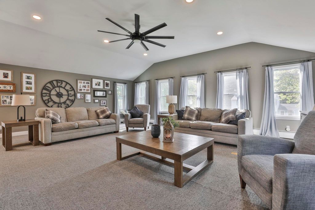 Photo of 1 Joan Street, Derry, NH 03038 (MLS # 5063758)