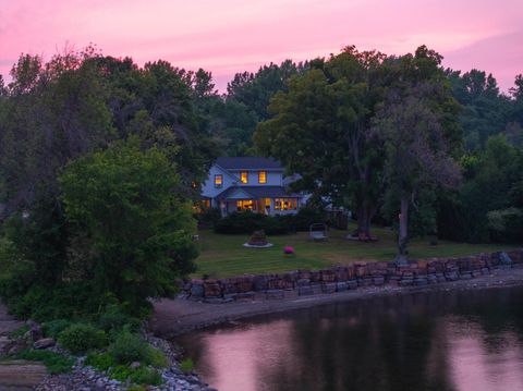 283 North End Road East North Hero VT 05747