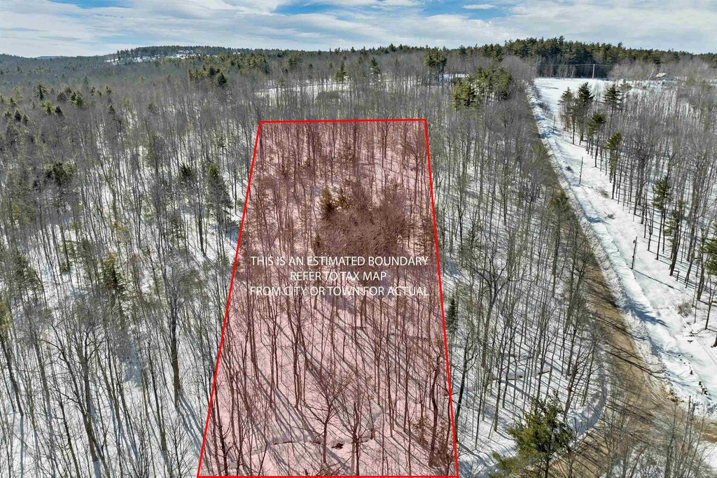Photo of 5 Phineas Graves Road, Tuftonboro, NH 03816 (MLS # 5078211)