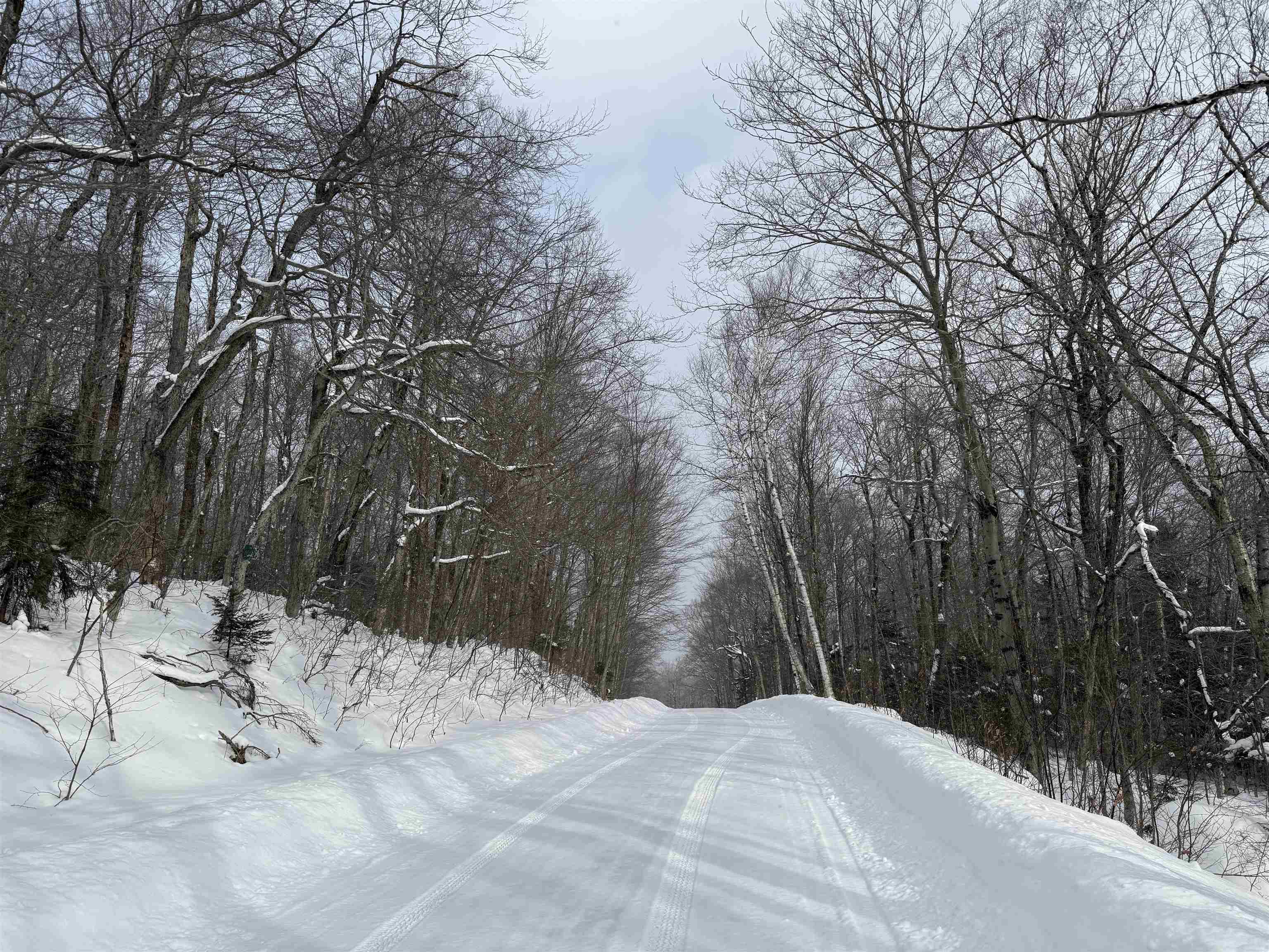 326A Bergabhang Drive