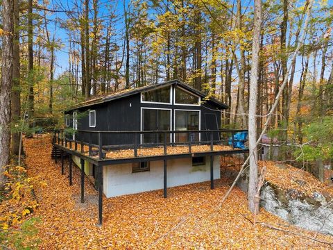 Photo of 8 King Arthur Drive, Farmington, NH 03835 (MLS # 5067953)