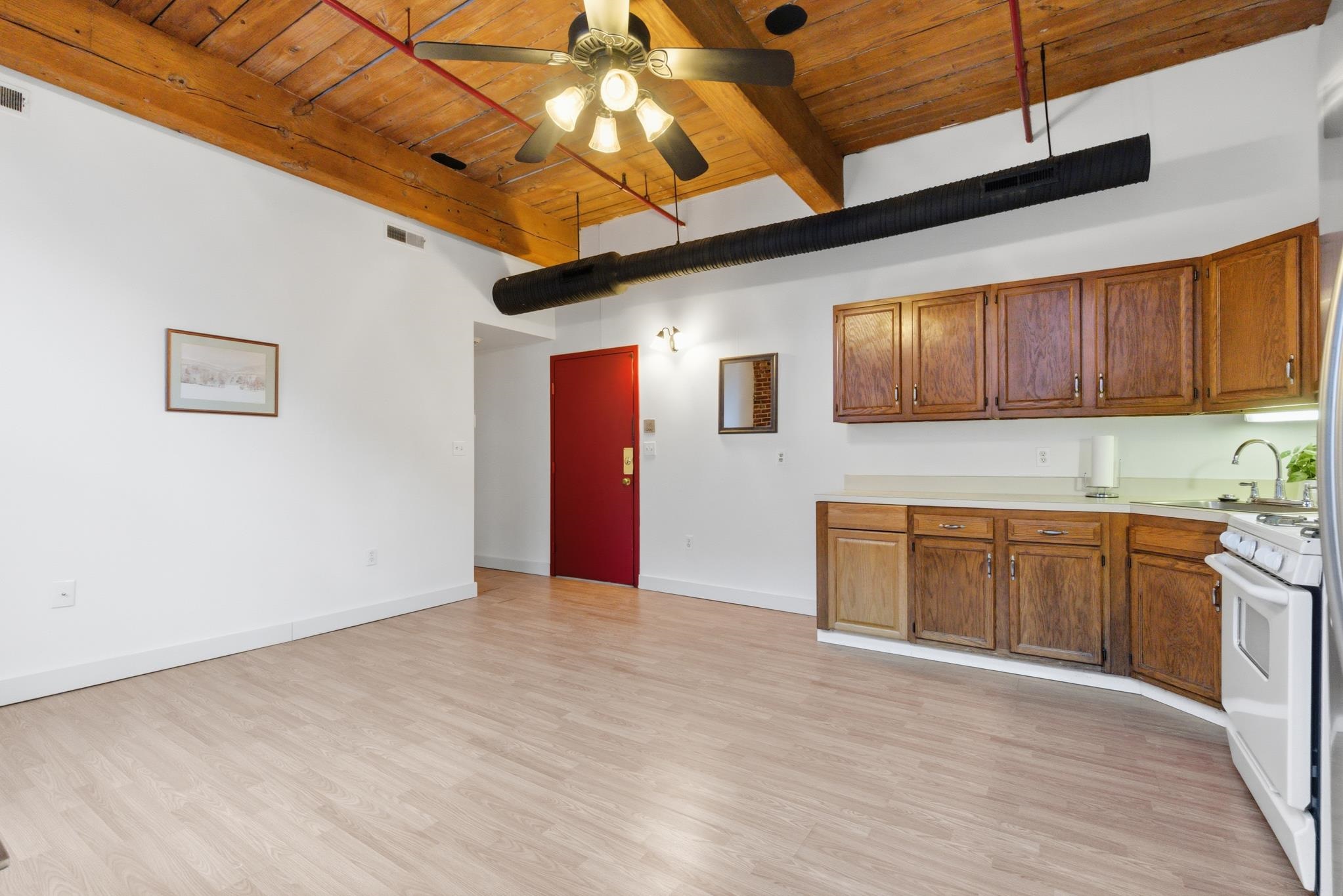 470 Silver Street 206