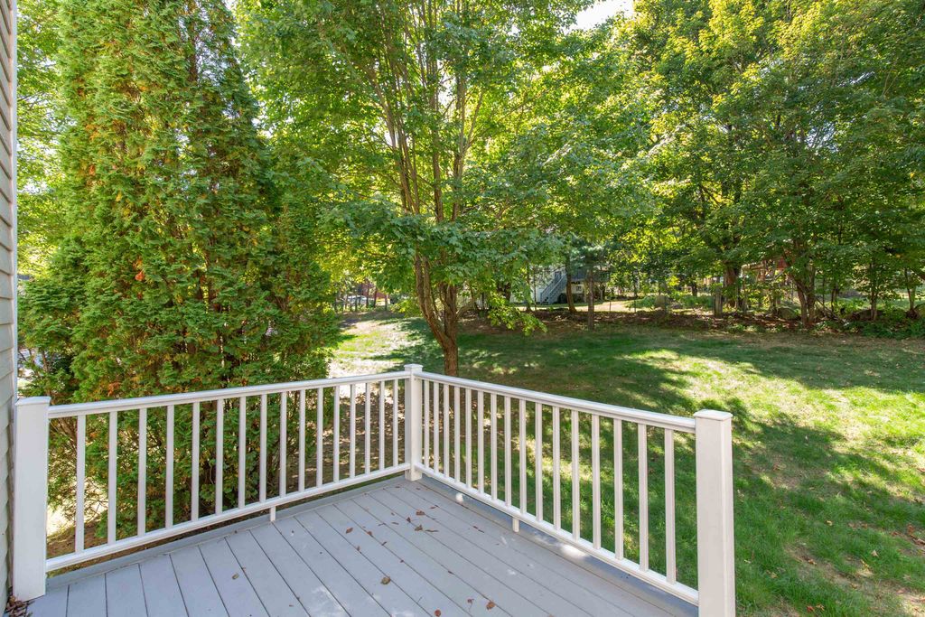 Photo of 10 Hutchins Street #3, Concord, NH 03301 (MLS # 5062494)