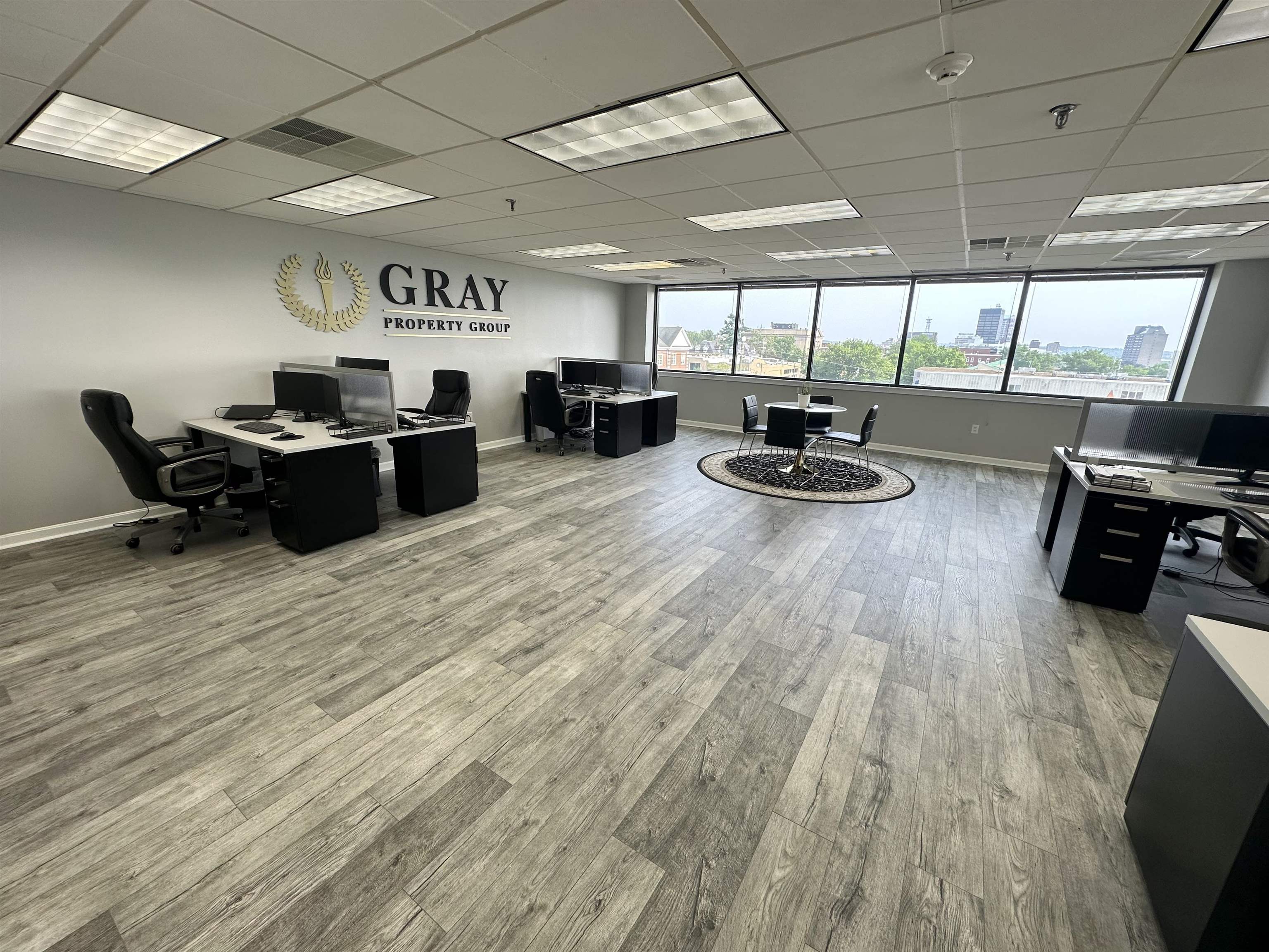 1650 Elm Street Suite 401