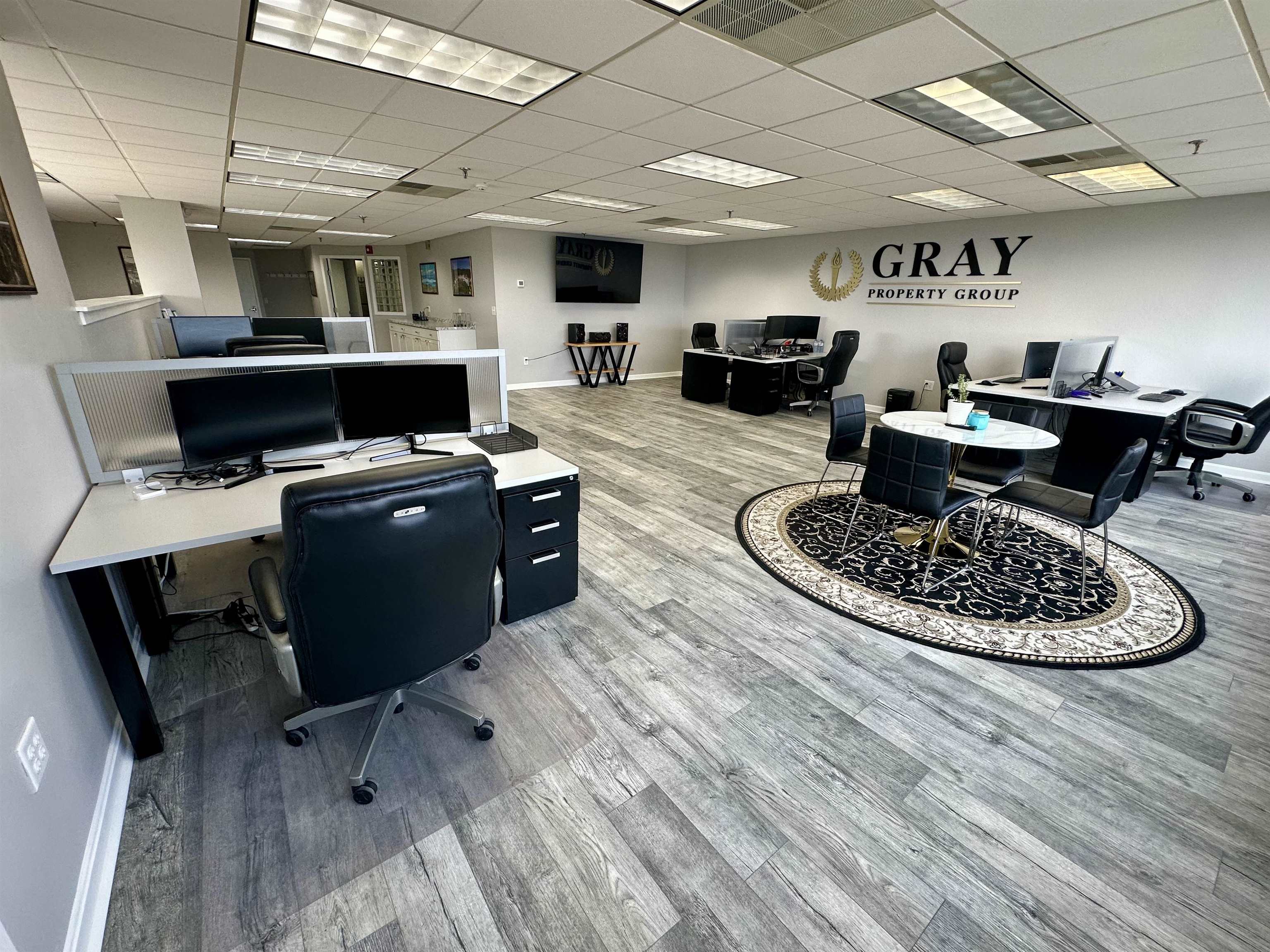 1650 Elm Street Suite 401