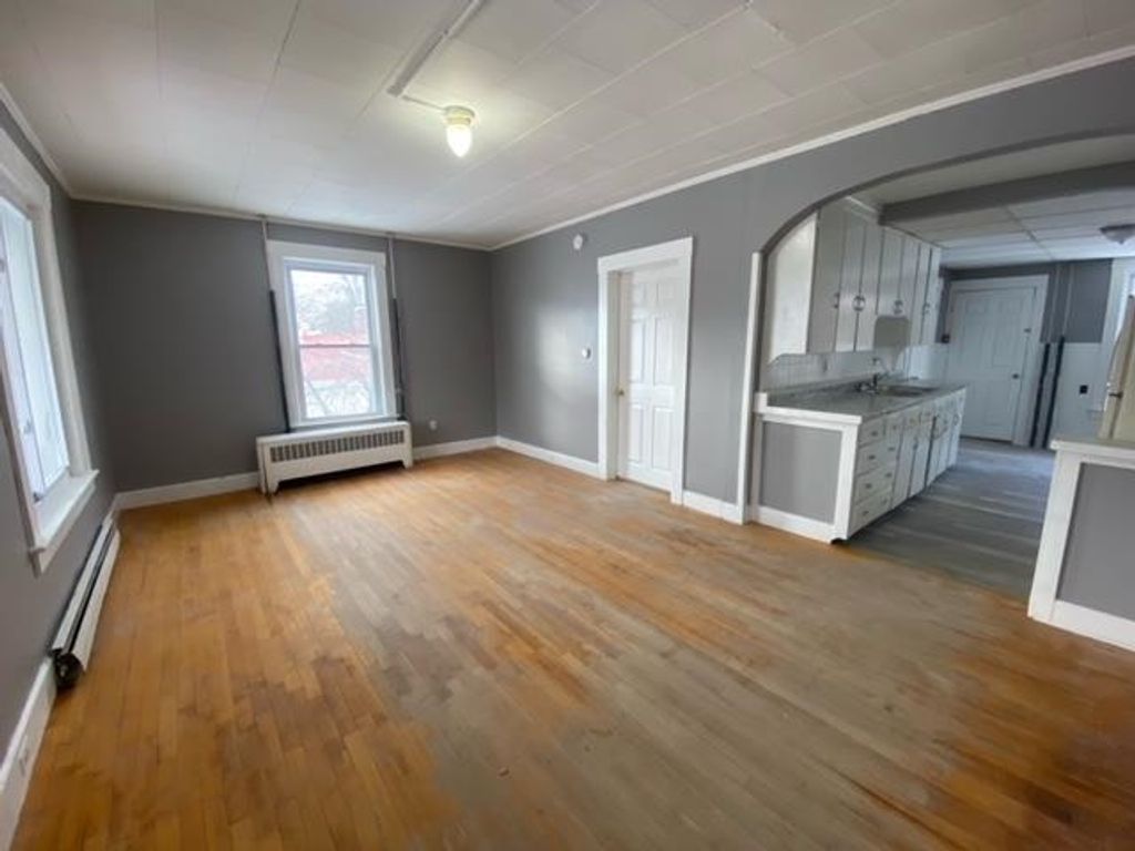 Photo of 47 Myrtle Street #Apt 1, Claremont, NH 03743 (MLS # 5068730)