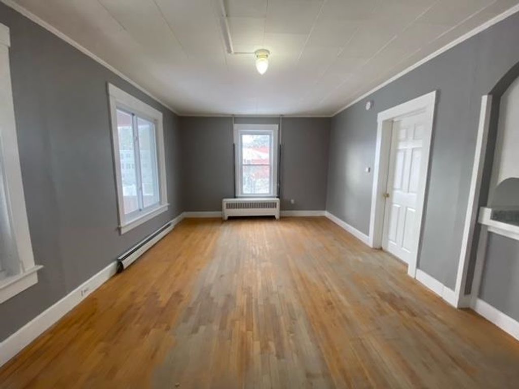 Photo of 47 Myrtle Street #Apt 1, Claremont, NH 03743 (MLS # 5068730)