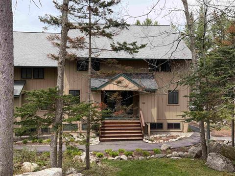 Photo of 3 Windsor Hill Way #D33, Waterville Valley, NH 03215 (MLS # 5089992)