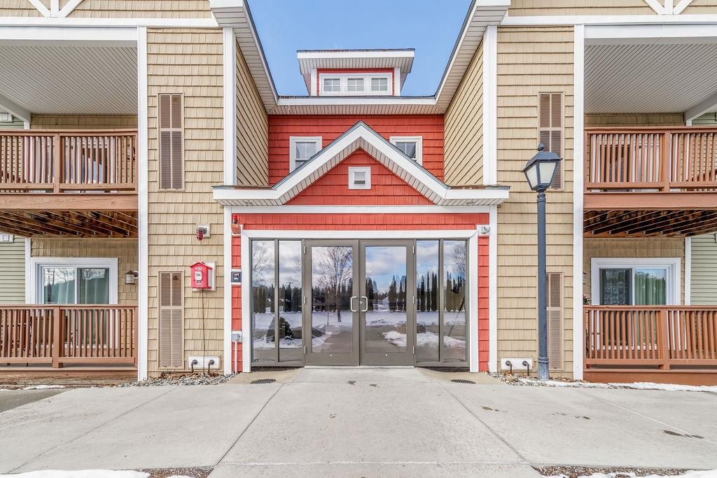 Photo 1 of 32 — 287 Mascoma Street 101, Lebanon, NH 03766