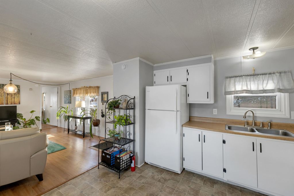 Photo of 7 Highridge Trail, Concord, NH 03301 (MLS # 5071303)