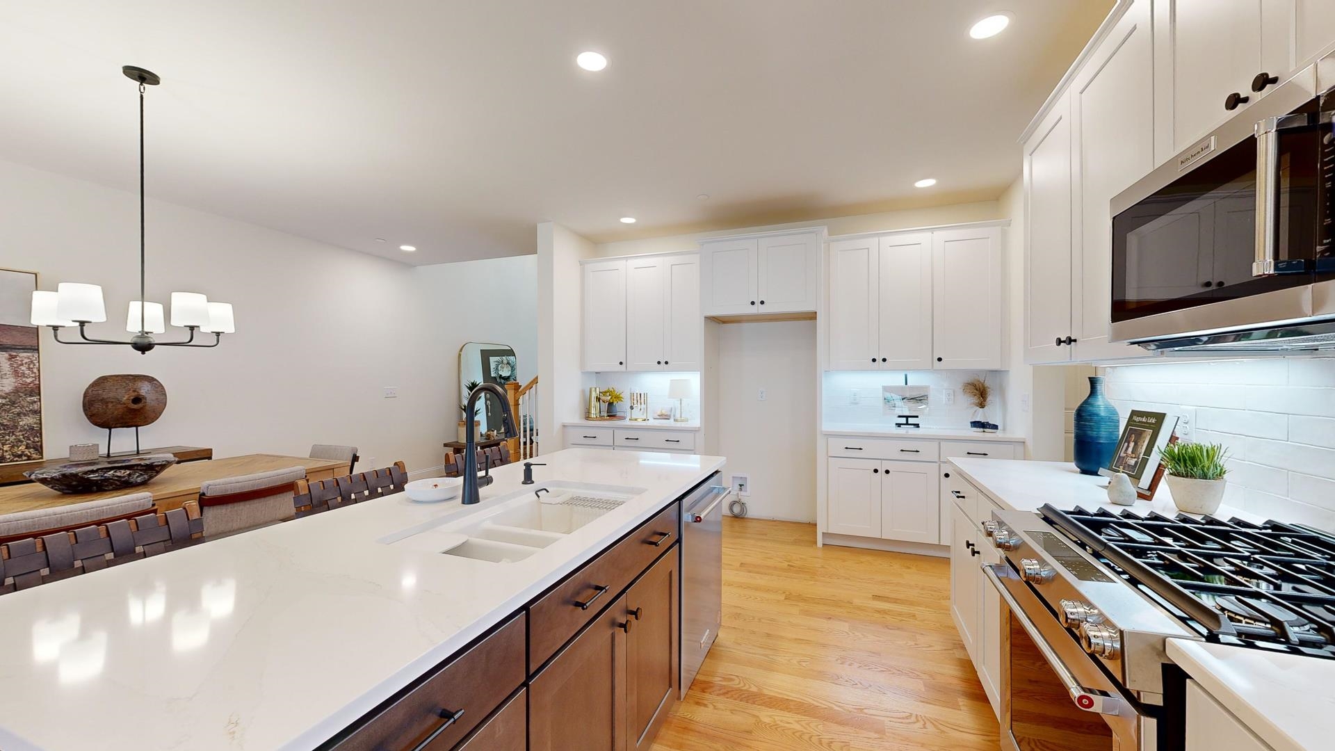 4 Chesterfield Lane 11A