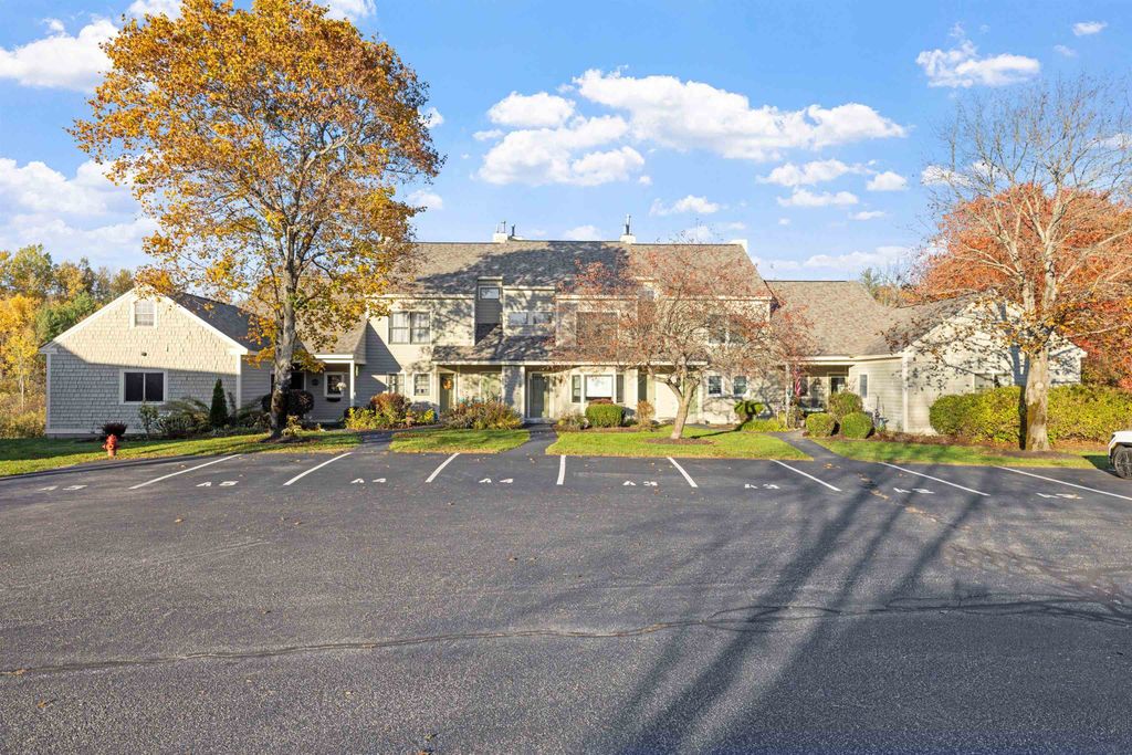 Photo of 388 Western Avenue #A5, Henniker, NH 03242 (MLS # 5067093)