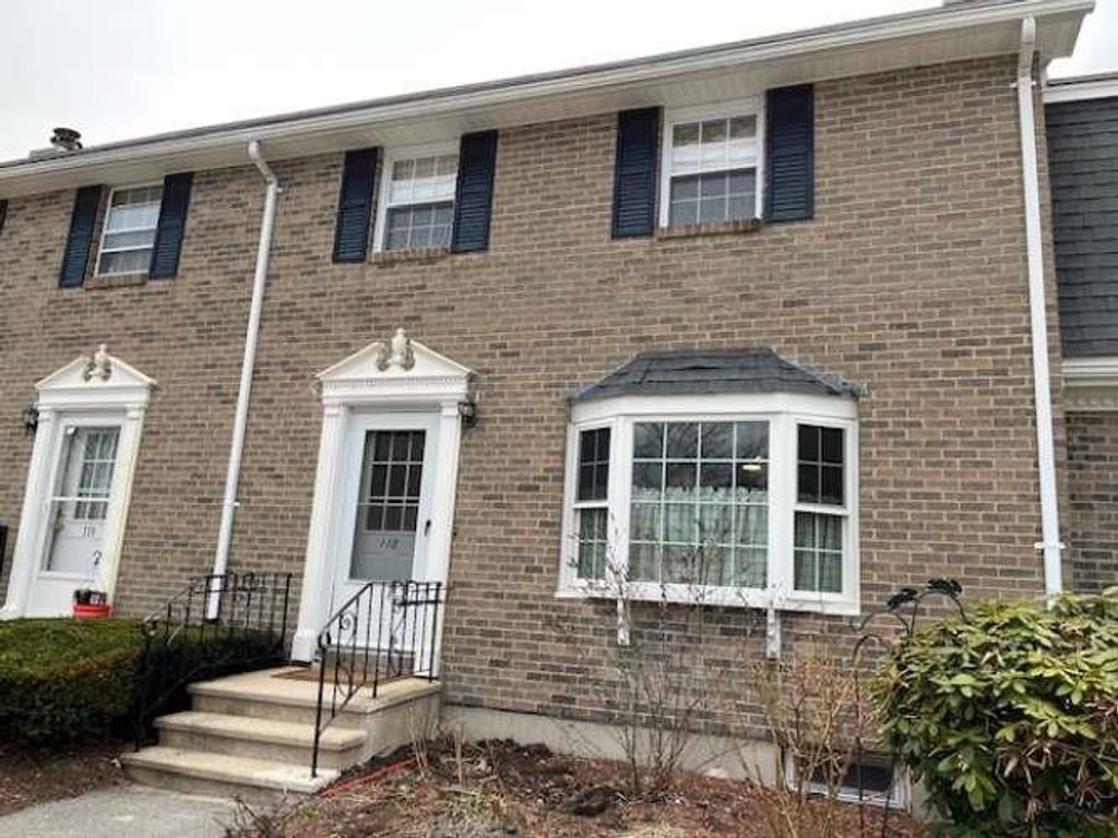 Photo of 118 Fieldstone Drive, Londonderry, NH 03053 (MLS # 5083524)