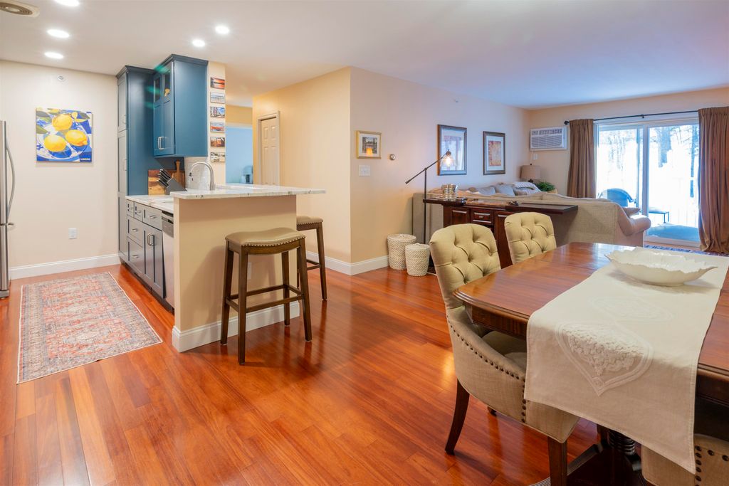 Photo of 265 Edward J Roy Drive #325, Manchester, NH 03104 (MLS # 5077706)