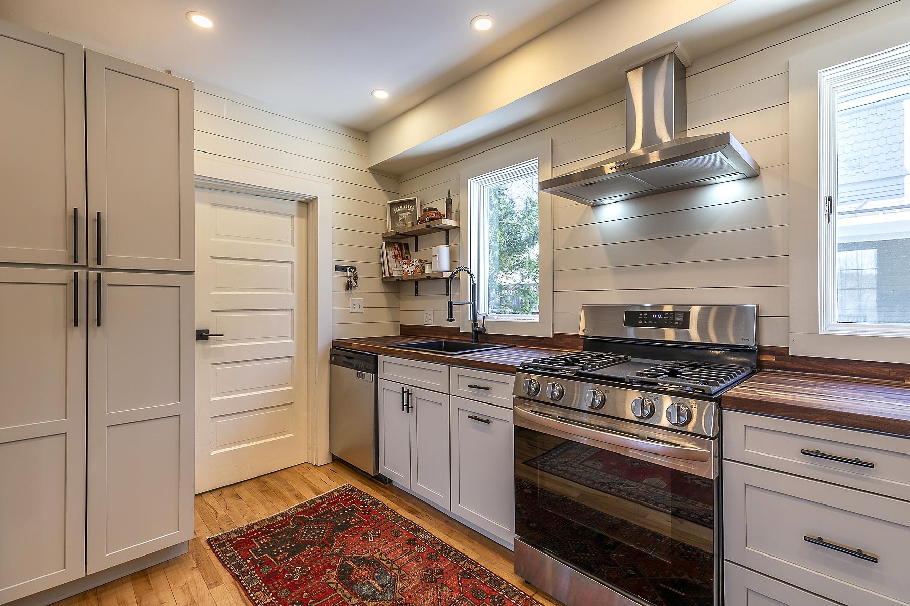 13 Slayton Terrace