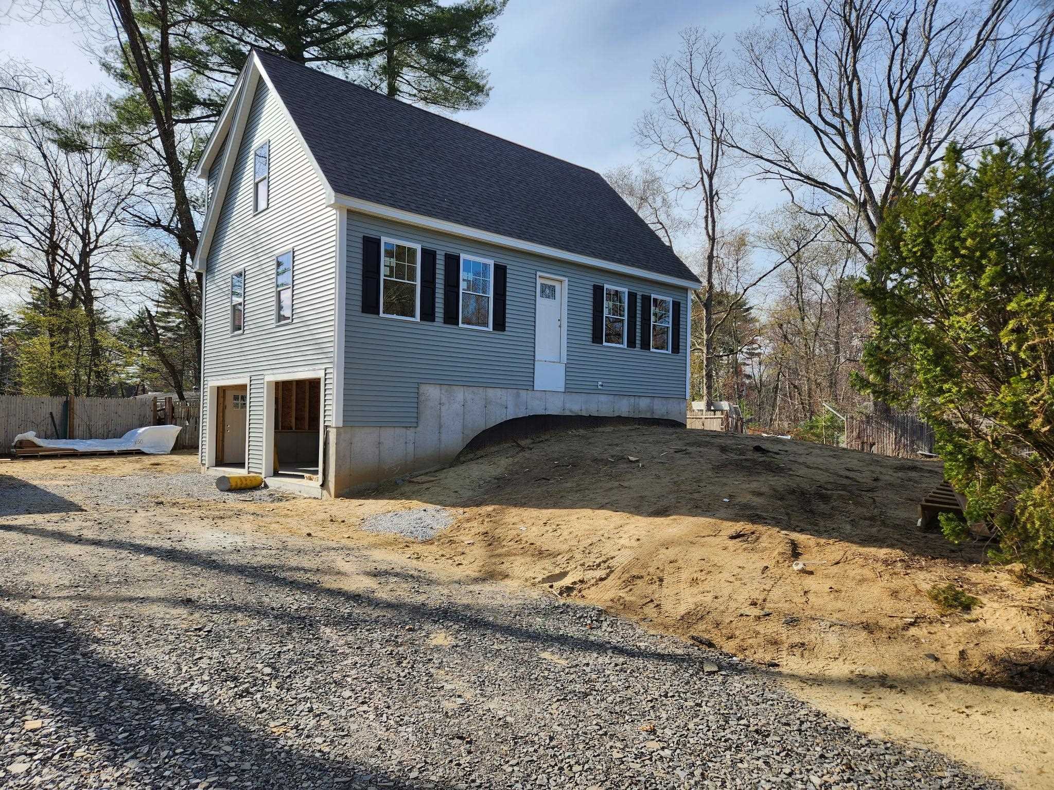 8 Phyllis Avenue