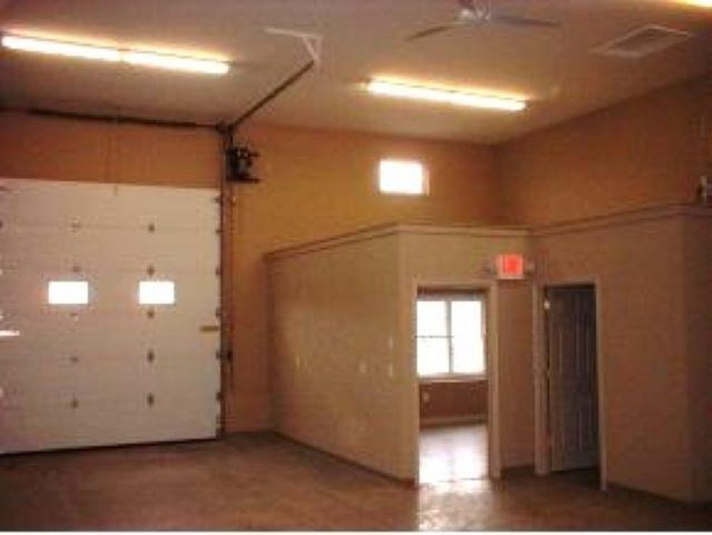 Photo of 98 Old Derry Road #B-1 &amp; B-2, Hudson, NH 03051 (MLS # 5077597)