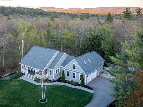 Photo of 511 Grandview Road, Conway, NH 03818 (MLS # 5088792)