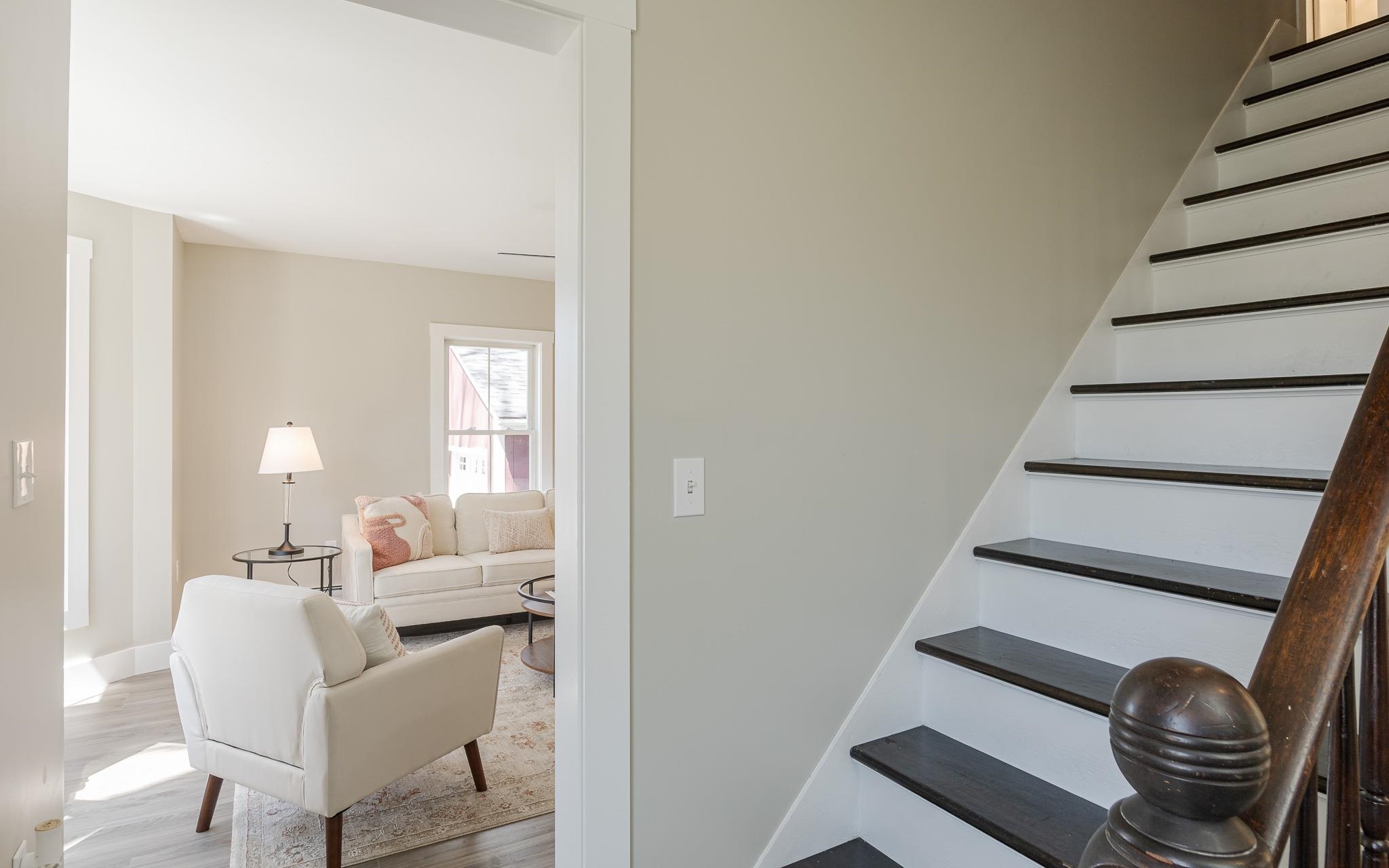 10 Hillside Avenue