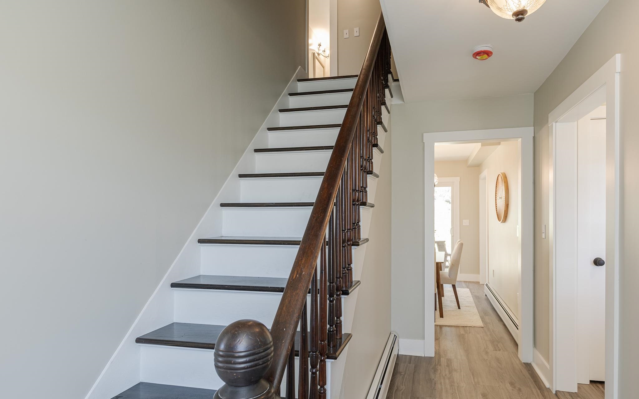 10 Hillside Avenue