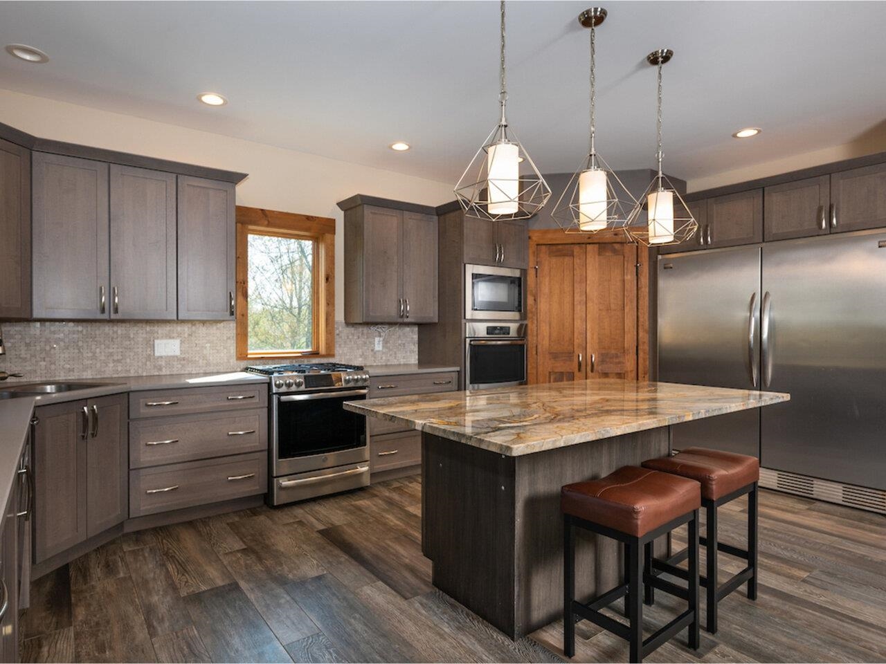45 Dustetrail Road