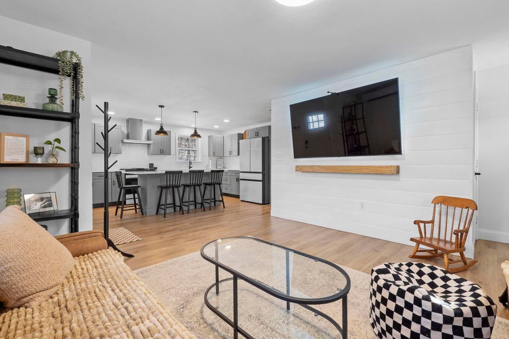 Photo of 62 Goboro Road, Epsom, NH 03234 (MLS # 5072765)